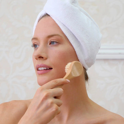 Brosse sèche pour visage végétalienne