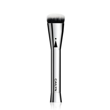 Cailyn Icone Oval Shaped Foundation Brush #12